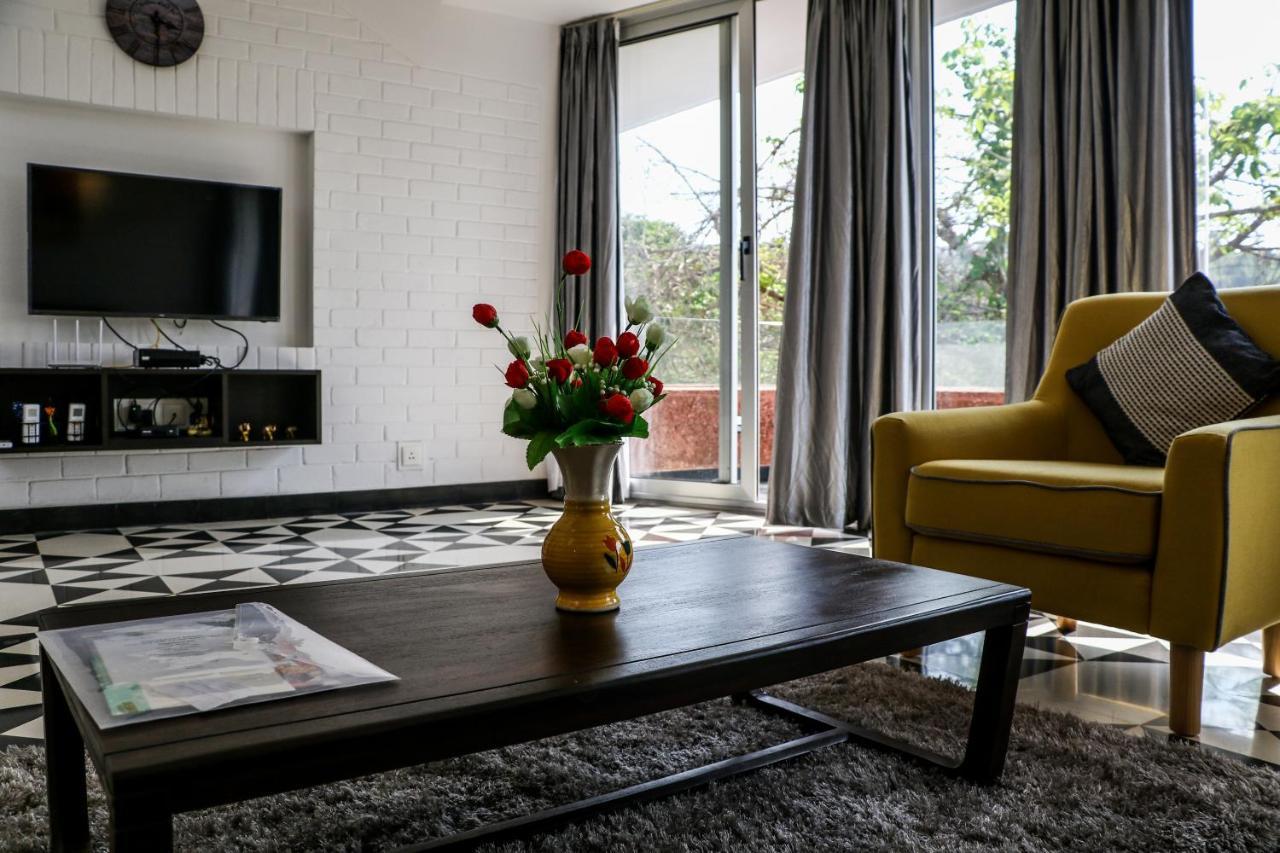 El - Arbol Apartments Панаджи Екстериор снимка